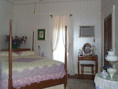 Angel Rose Bed & Breakfast - Rockport Texas - the Violet Room